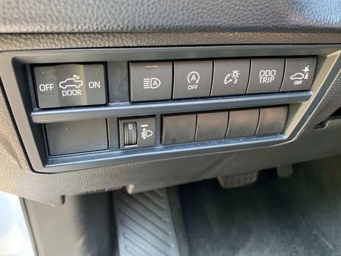 Used 2024 Toyota Tundra SR5 w/ SR5 Convenience Package AWD/4WD image 15