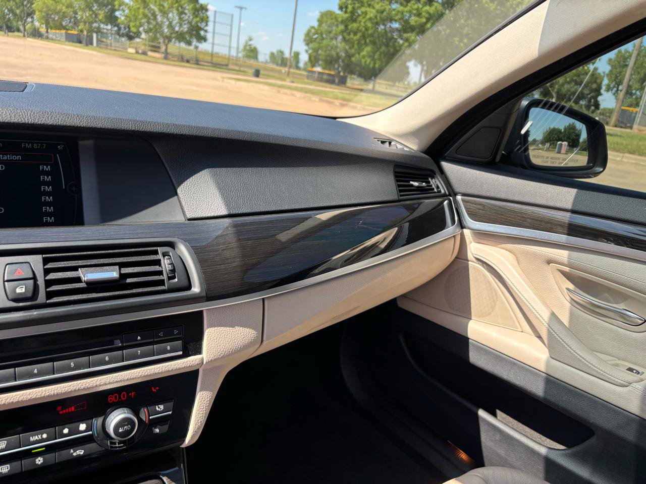 Used 2011 BMW 528i Sedan RWD image 17