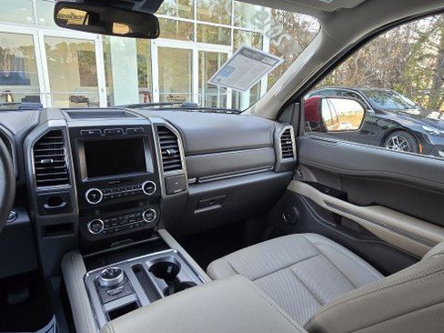 Used 2019 Ford Expedition XLT w/ Equipment Group 202A image 20