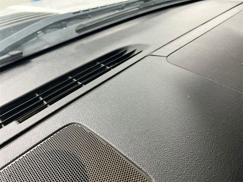 Used 2014 GMC Sierra 2500 Denali image 29