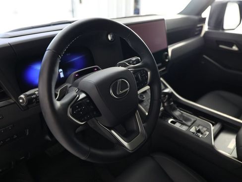 Used 2024 Lexus GX 550 AWD/4WD image 18