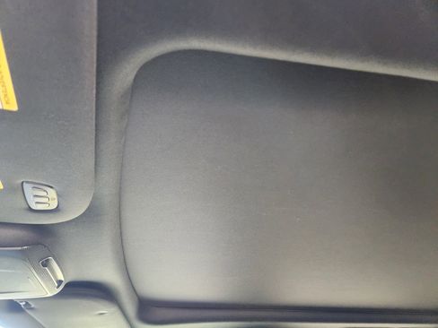 Used 2021 Ford Expedition XLT image 31