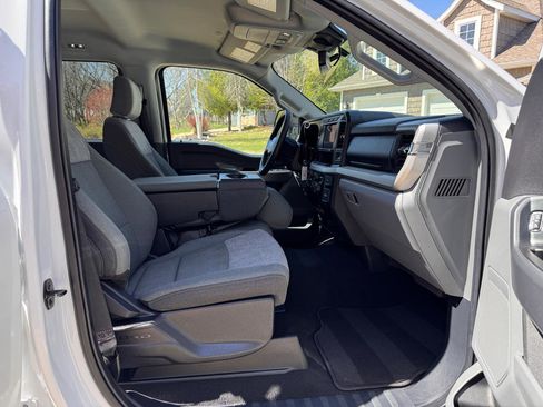 Used 2023 Ford F250 XLT image 19