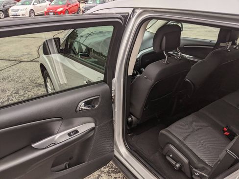 Used 2014 Dodge Journey SXT w/ Flexible Seating Group AWD/4WD image 11