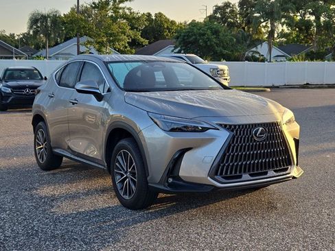 Used 2024 Lexus NX 250 FWD w/ Towing Package (2000 Lbs) image 3