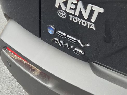 New 2026 Toyota C-HR AWD/4WD image 5
