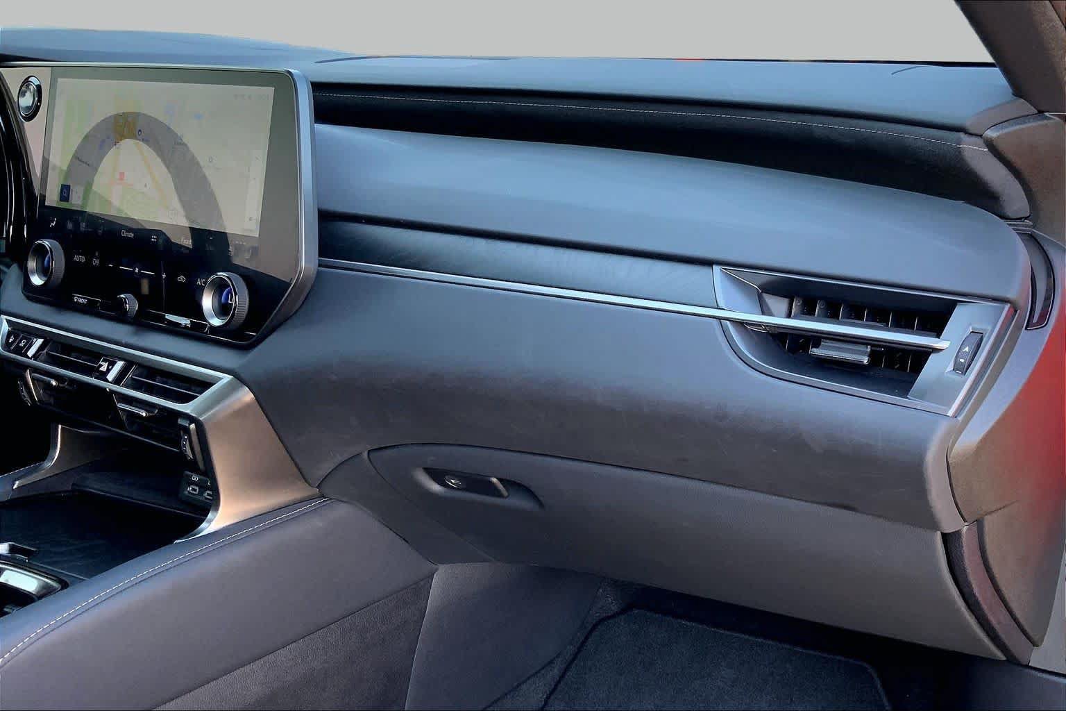 Used 2025 Lexus RX 350 AWD w/ Convenience Package image 19