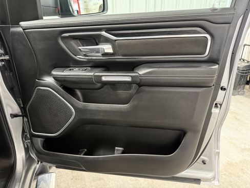 Used 2023 RAM 1500 Laramie AWD/4WD image 8