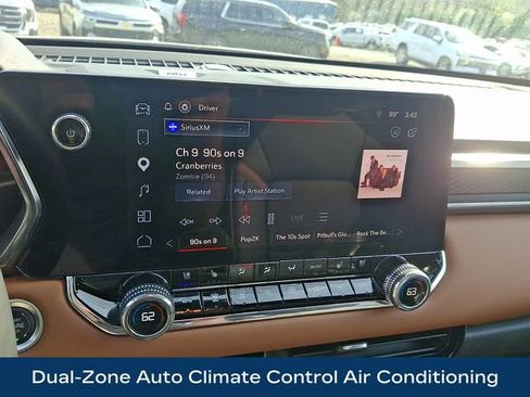 Used 2025 GMC Canyon AT4 w/ Technology Plus Package image 11