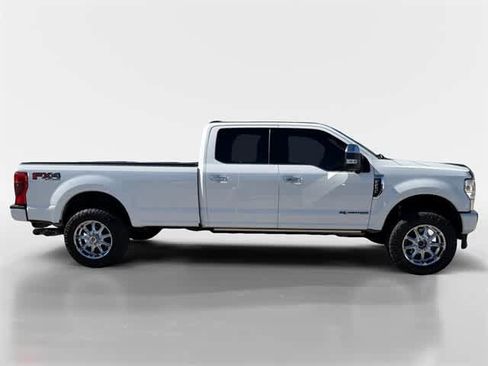 Used 2022 Ford F250 Platinum w/ FX4 Off-Road Package image 6