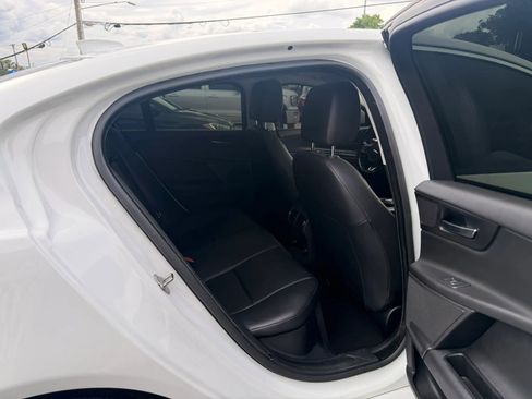 Used 2017 Jaguar XE RWD image 27