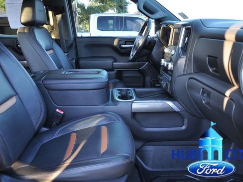 Used 2019 GMC Sierra 1500 AT4 w/ AT4 Premium Package AWD/4WD image 16