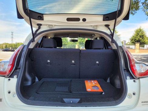 Used 2015 Nissan Juke S image 10