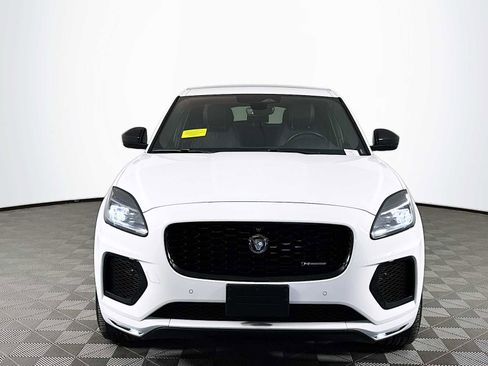 Used 2024 Jaguar E-PACE R-Dynamic SE image 2
