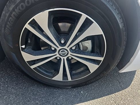 Used 2022 Nissan Sentra SV FWD image 36