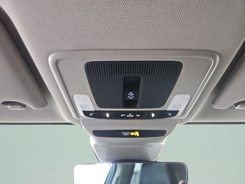 New 2026 Honda HR-V EX-L image 26