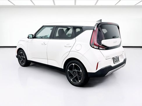 Used 2023 Kia Soul EX image 6
