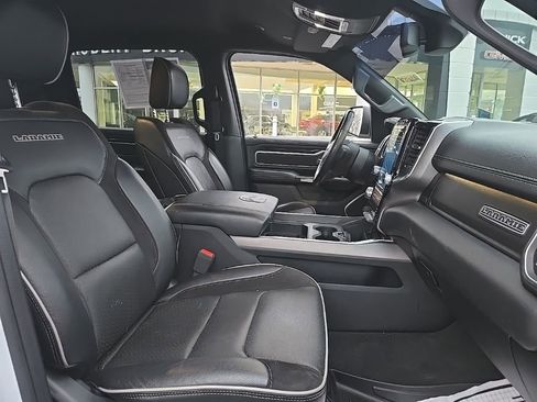 Used 2020 RAM 1500 Laramie image 17