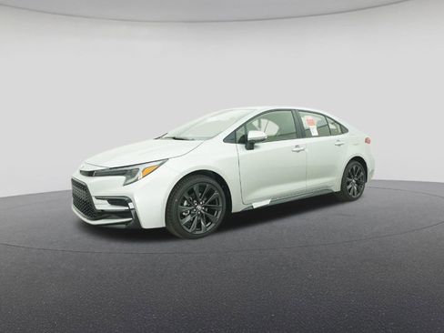 New 2026 Toyota Corolla SE image 17