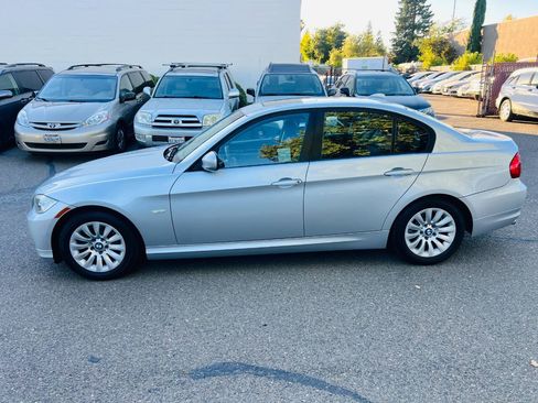 Used 2009 BMW 328i Sedan RWD image 5
