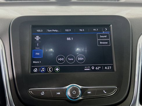 Used 2023 Chevrolet Equinox LT image 21