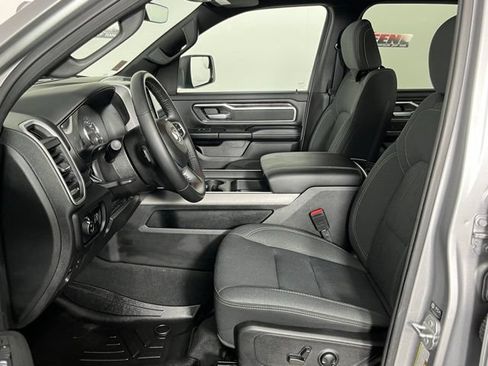 Used 2022 RAM 1500 Big Horn AWD/4WD image 25