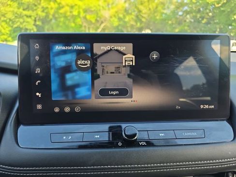 Used 2025 Nissan Rogue SL FWD image 30