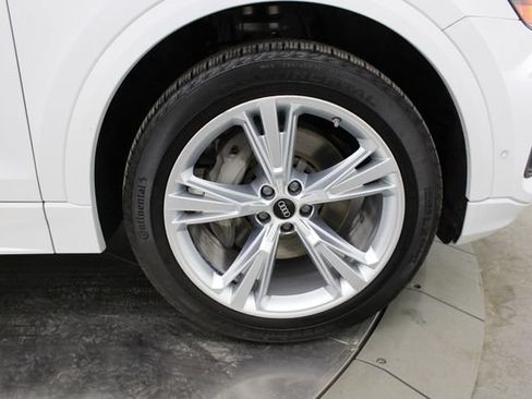 Used 2022 Audi Q8 Premium Plus w/ Premium Plus Package AWD/4WD image 63