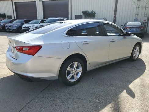 Used 2019 Chevrolet Malibu LS image 11