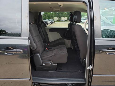 Used 2016 Dodge Grand Caravan SE w/ Quick Order Package 29E SE FWD image 15