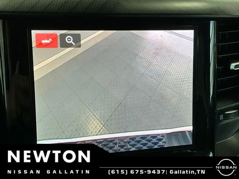 Used 2025 RAM 1500 Big Horn AWD/4WD image 9