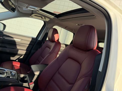 New 2025 MAZDA CX-5 Carbon Edition image 18