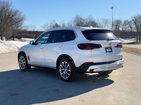 New 2026 BMW X5 xDrive50e image 4