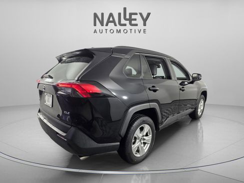 Used 2021 Toyota RAV4 XLE image 5