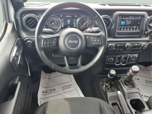 Used 2022 Jeep Wrangler Unlimited Sport AWD/4WD image 5