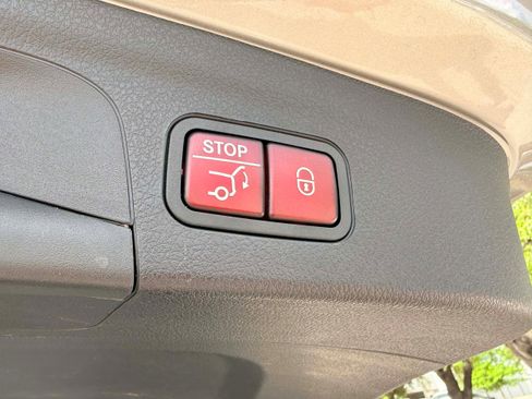 Used 2022 Mercedes-Benz GLE 350 image 26