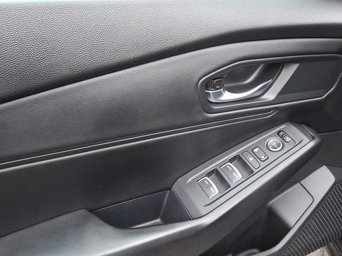 Used 2023 Honda Accord EX image 12