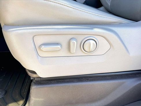 Used 2023 Chevrolet Silverado 3500 LTZ w/ LTZ Plus Package image 26