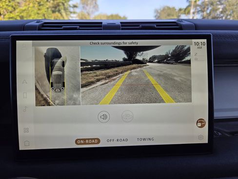 Used 2022 Land Rover Defender 110 X-Dynamic SE image 16