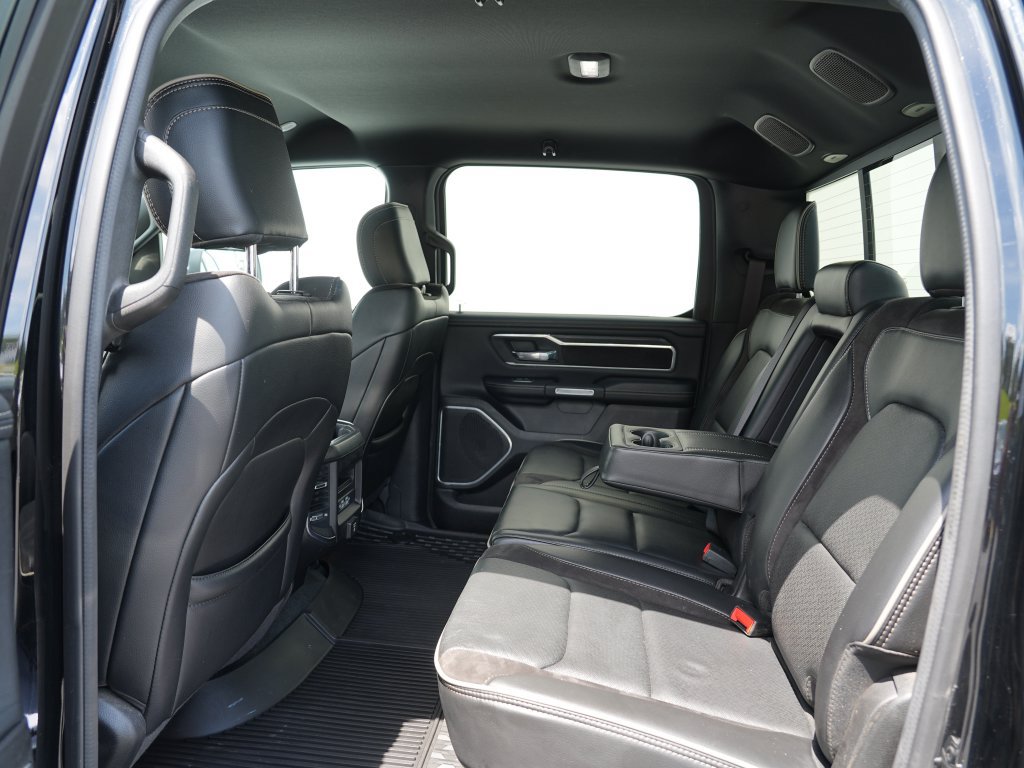 Used 2023 RAM 1500 Laramie AWD/4WD image 19