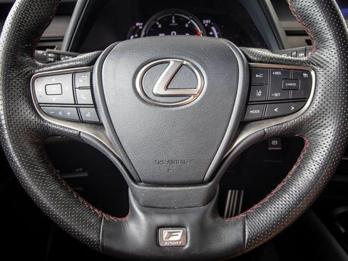 Used 2019 Lexus UX 200 F Sport image 32