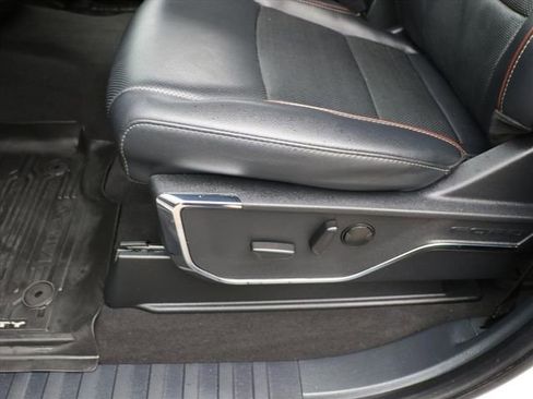 Used 2024 Ford F350 Lariat w/ Chrome Package image 20