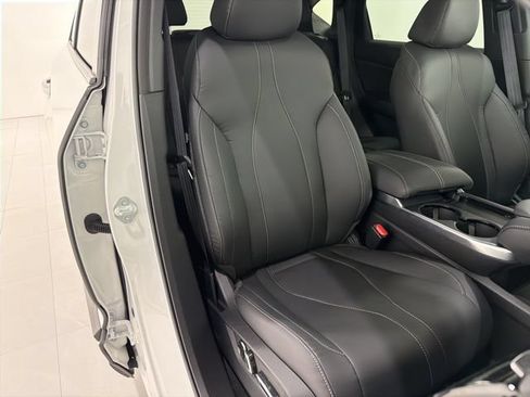 Certified 2025 Acura RDX SH-AWD image 19