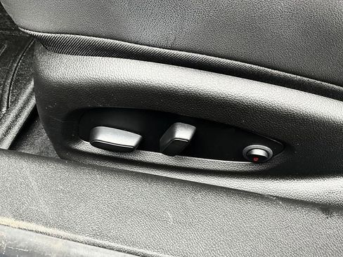 Used 2022 Chevrolet Camaro SS RWD image 15