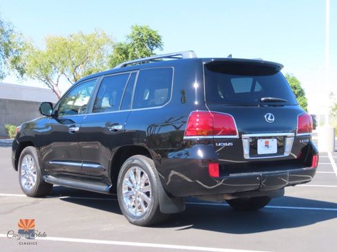 Used 2010 Lexus LX 570 4WD image 11