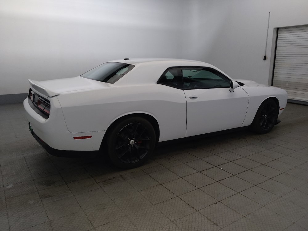 Used 2022 Dodge Challenger GT RWD image 10