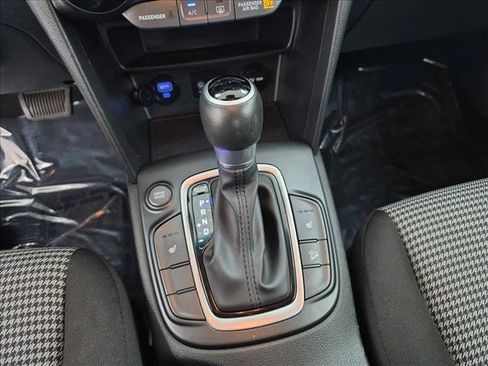 Used 2019 Hyundai Kona SEL FWD image 12