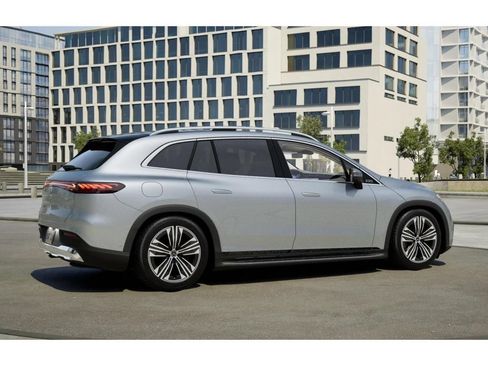 New 2026 Mercedes-Benz EQS 400 4MATIC SUV image 19