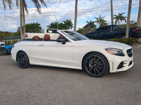 Used 2023 Mercedes-Benz C 300 Cabriolet image 2