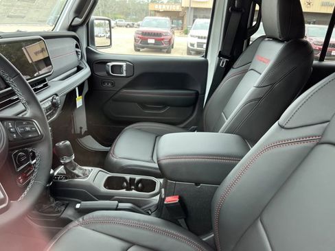 New 2026 Jeep Wrangler Unlimited Rubicon image 6